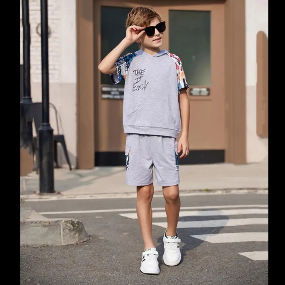 Boys Gray Graphic Short Sleeve Hoodie and Shorts Set - Picture 5 of 5